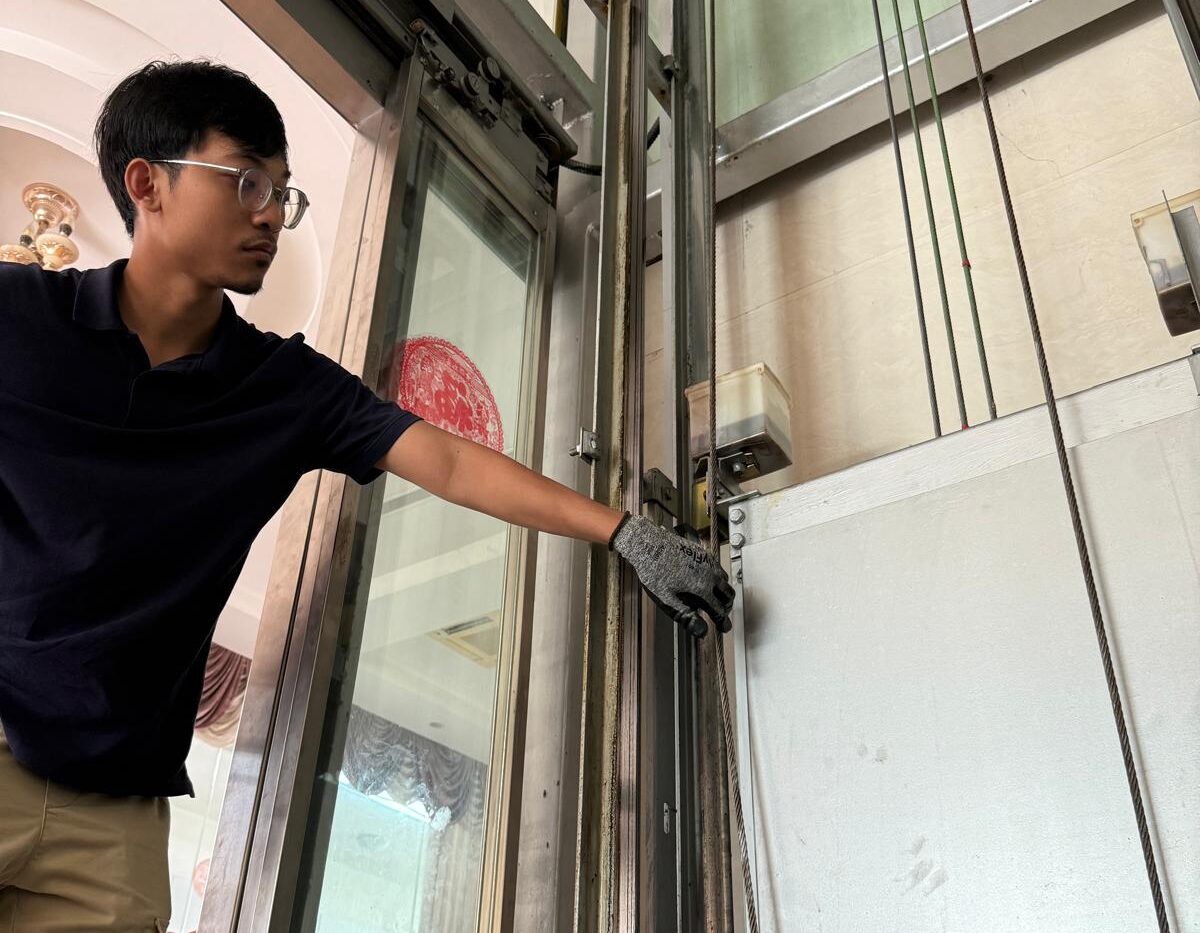 Intern_Lift Inspection